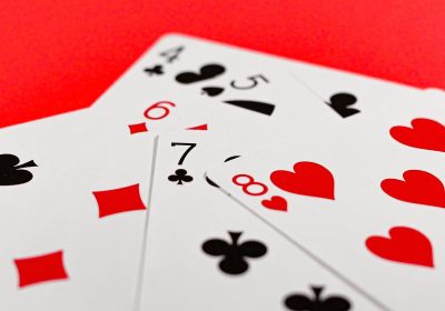 聚会桌游策略指南：体育投注思维下的精准选择