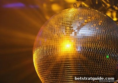 体育投注策略中的彩票数字分布解析：从冷热号到理性决策