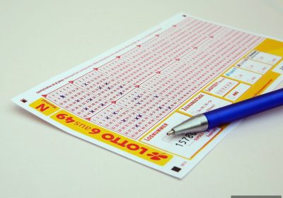 体育投注策略视角：彩票广告的形式、心理与合规全面解析